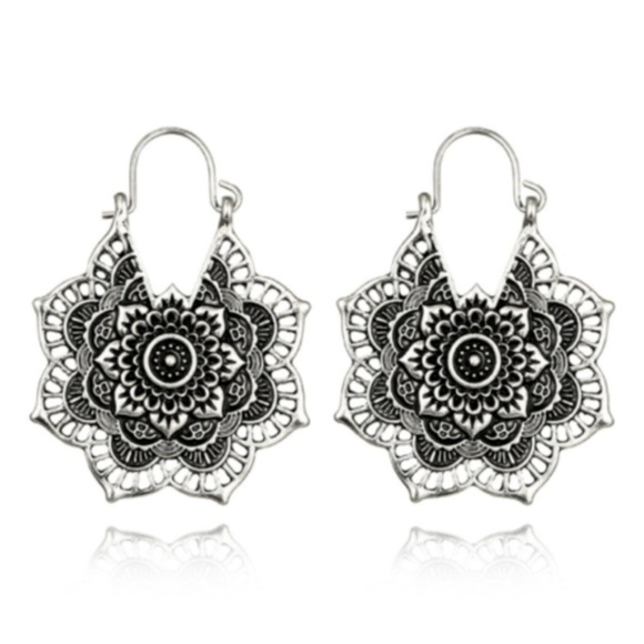 🎉HP! Boho mandala earrings - Gorgeous! - Picture 4 of 6